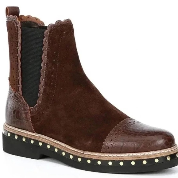 Free People Atlas Studded Chelsea Boot - Picture 1 of 7